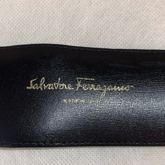 Salvatore Ferragamo Black Wide Enamel Leather Belt with Gold-Tone Trinity Buckle main image 6